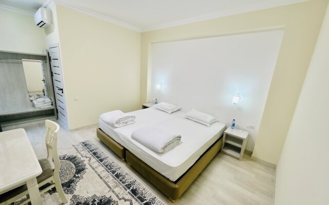 Samarkand Travel Hotel