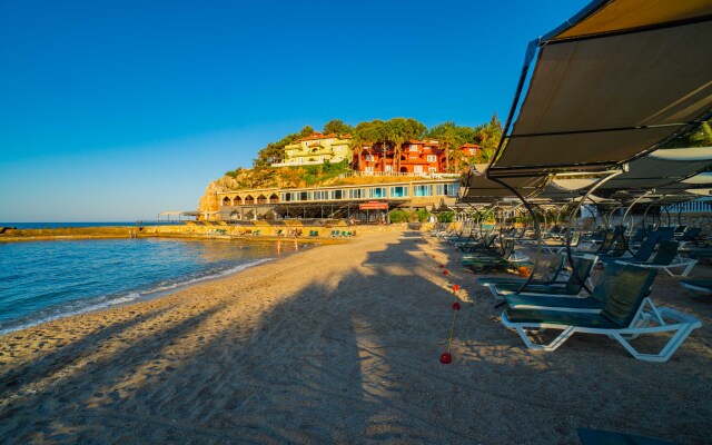 Senza Garden Holiday Club Hotel