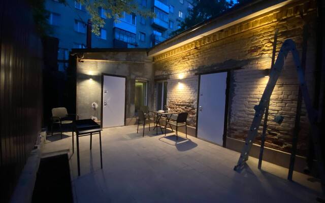 Апартаменты 2-х уровневый лофт PUSHKIN