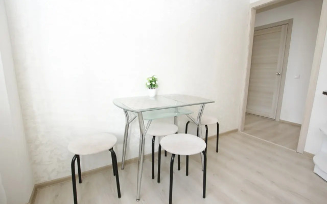Chapaeva 79 Flat