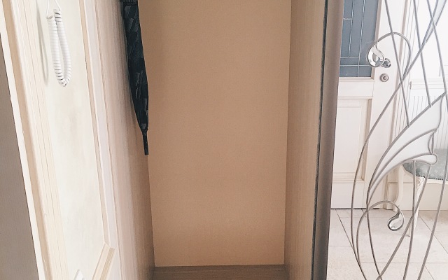 Dom u Morya Flat