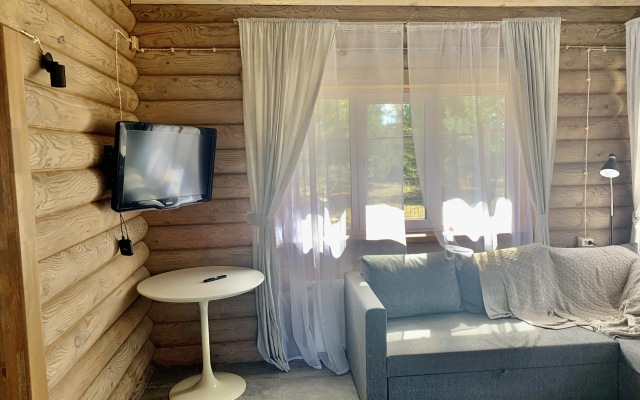 Dom U Ozera Recreation Camp