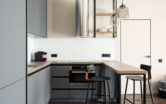 Ryadom s Nevoy Flat