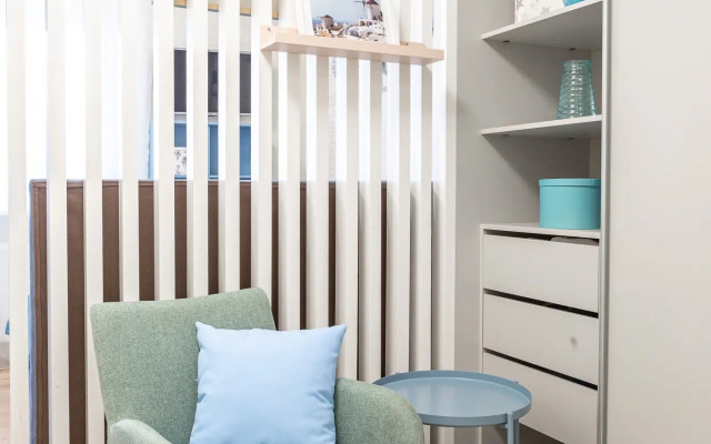 Chetyrekhmestnye Studiya Komfort Apartments