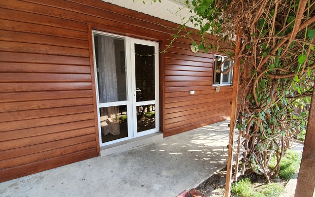 Oksana Guest House