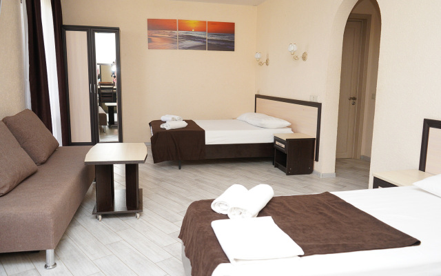 Na Bukovoy 4 Guest House