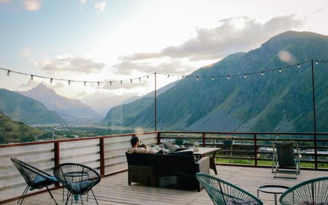 Alpenhaus Hotel Kazbegi