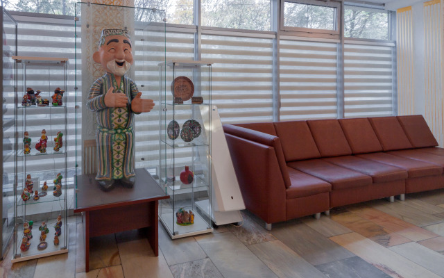 Отель МосУз (Московско-Узбекский гостинично-коммерческий центр)