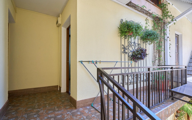 Lotos Guest House