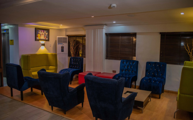 Отель Golf View Suites Conference Center