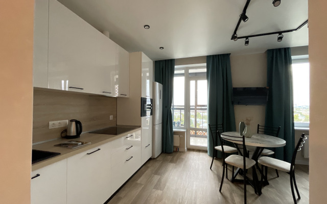 S Dizaynerskim Remontom Studio Flat