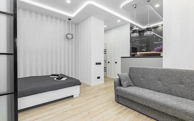 Na prospekte Nezavisimosti, 88 Flat