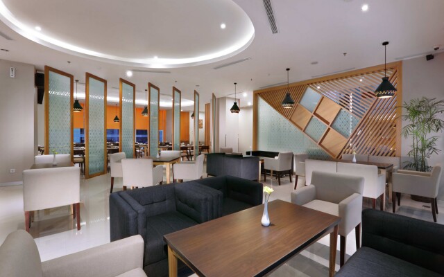 Harper MT Haryono, Cawang Hotel