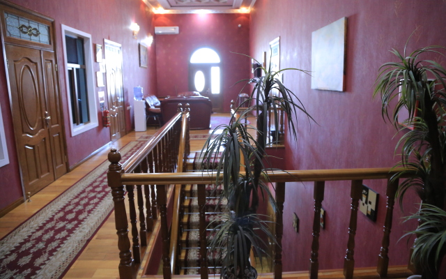 Almaz Guest House