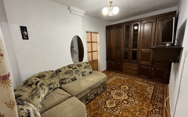 Vblizi Termalnykh Istochnikov Private house