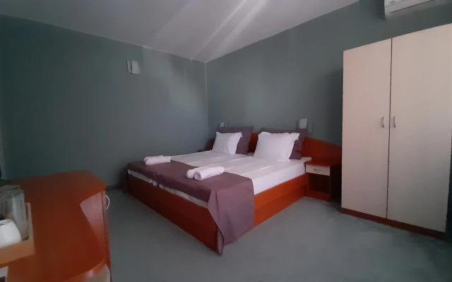 Отель Saga Ravda