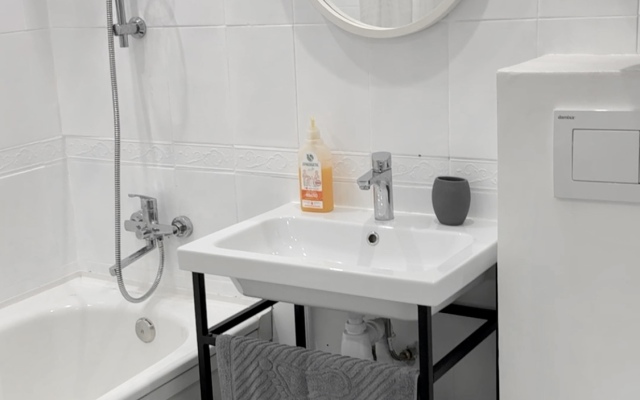 Uyutnaya S Novym Remontom Flat