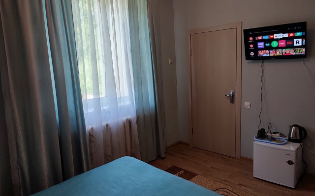 Verkhnyaya Morskaya 4 Guest House