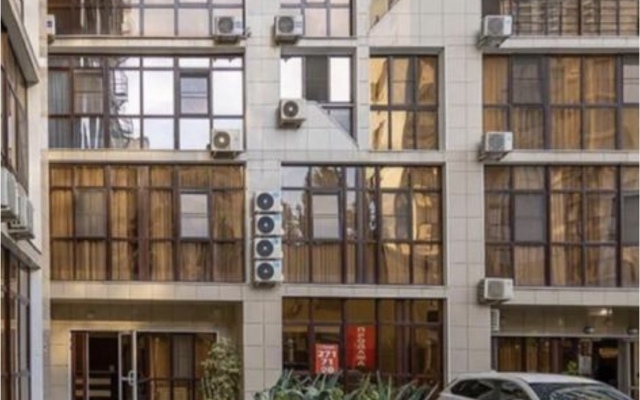 Rose-Del Mare Apartments