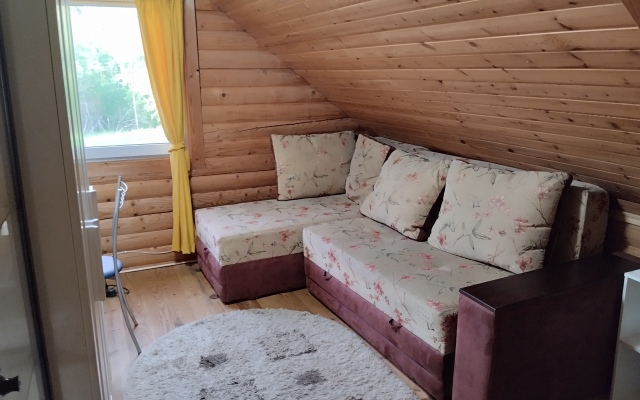 Sredi Ozer Private House