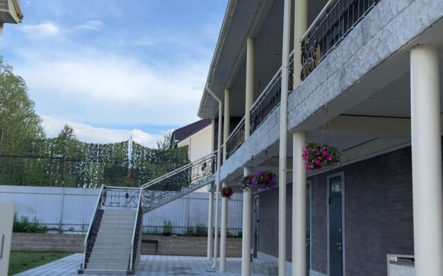 Triumf Guest House