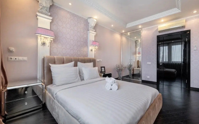 Shikarniye s Dizaynerskim Remontom Apartments