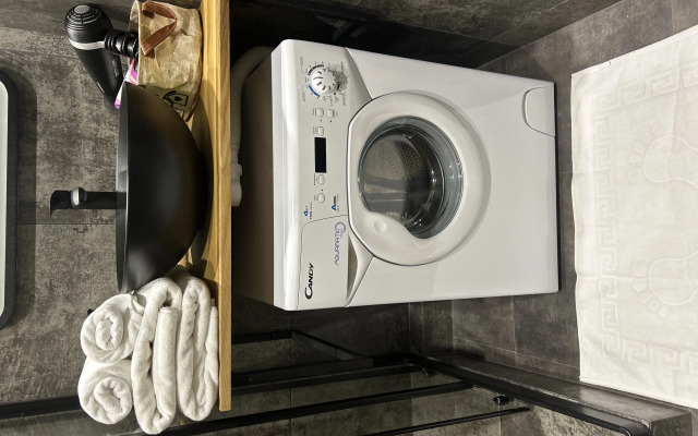 V Tsentre U Nevskogo Prospekta I Moskovskogo Vokzala Flat