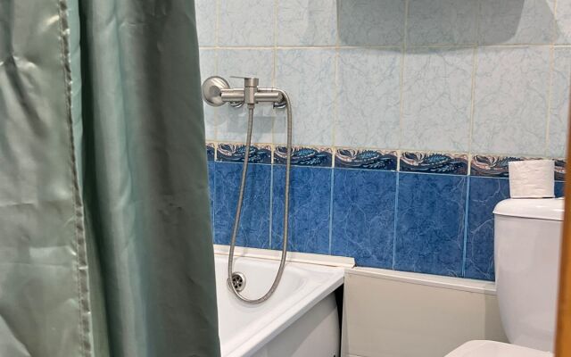 Uyutnaya Studiya Na Zhd Flat