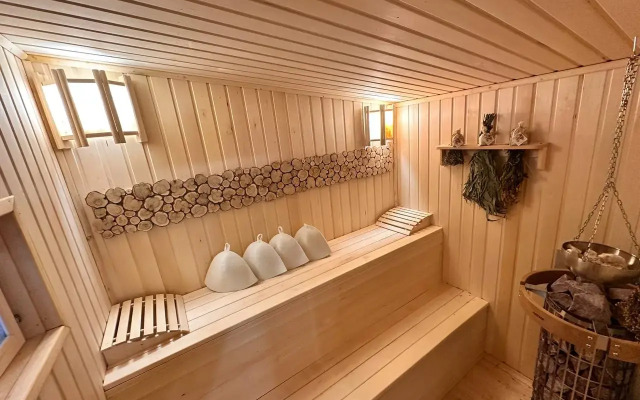 S 3ya Spalnyami 476 Private house