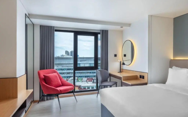 Best Western Click Sathorn 11