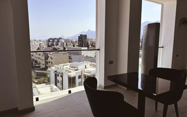 Dorana Art Hotel
