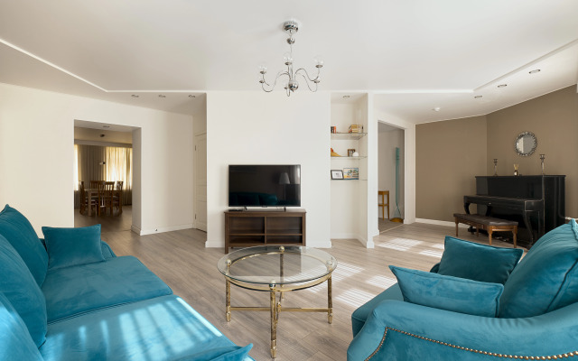 Dizaynerskaya Na Vasilyevskom Ostrove Flat