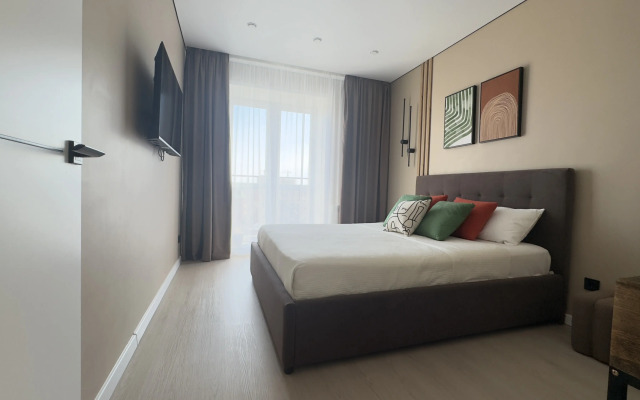 S Dizajnerskim Remontom Vblizi Ippodroma Flat