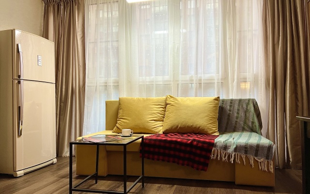 Kvartira Ferrari studio ot Home24 Flat