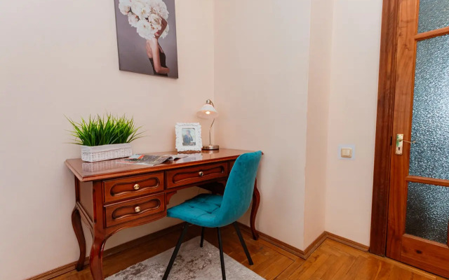 Квартира 3-х комнaтная pядом с метрo Смoленская