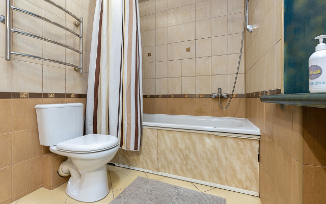 Апартаменты двухкомнатные  на Мещерском бульваре 3/3 .м.Cтрелка. Сова-Дом