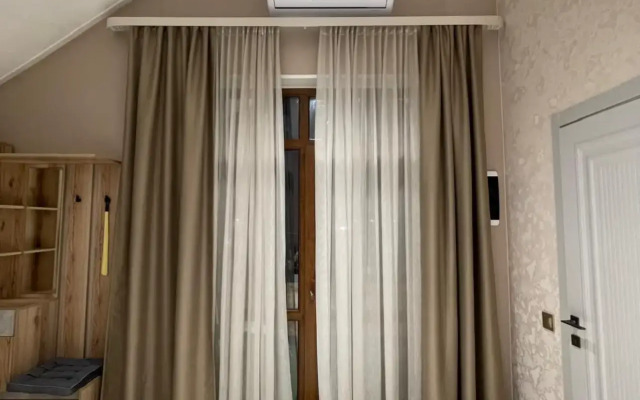 Апартаменты На Азизова 36