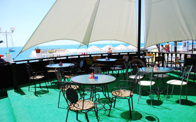 Shtorm Hotel