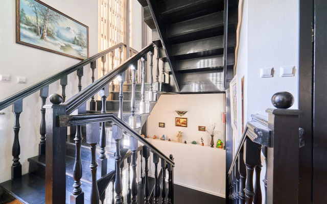 320 m² in the Very Center of Sochi Private House