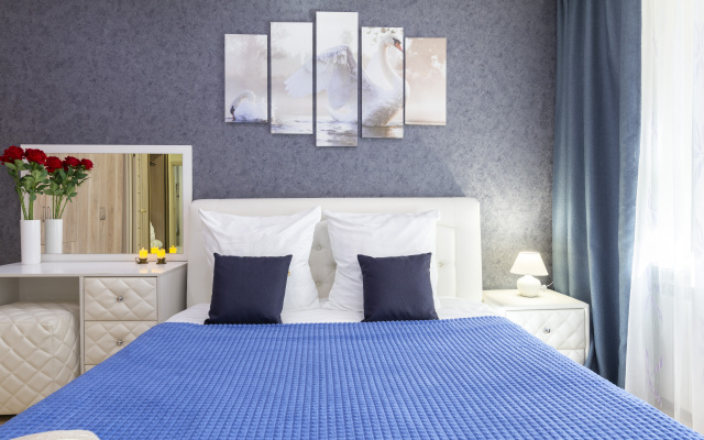 Apartamenty Dvukhkomnatnaya Kvartira V Tsentre Goroda