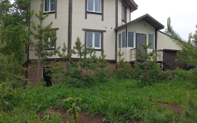 Berega Kamchatki Private House