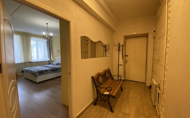 Trekhkomnatnye na Bolshoj Morskoj 33 Apartments