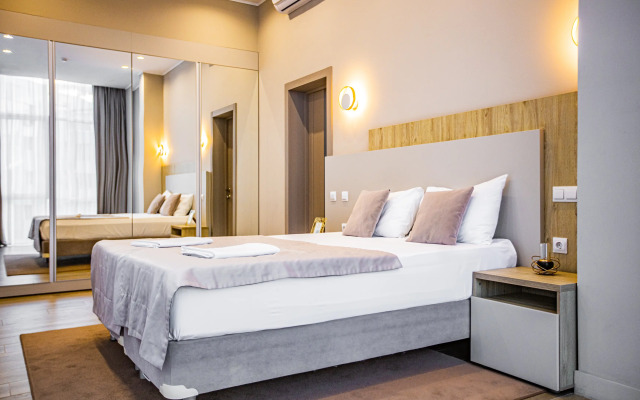SL Luxury Hotel