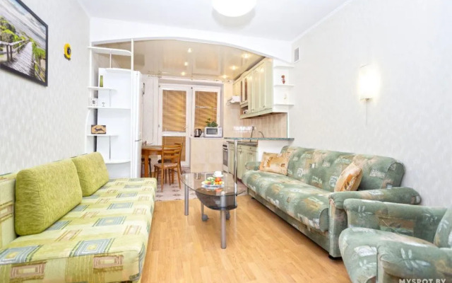 Апартаменты Обойная 4/1