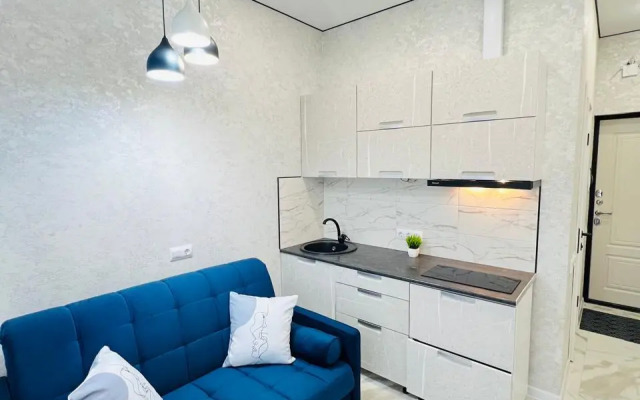 Studiya s balkonom Apartments