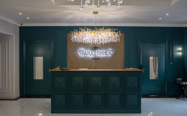 Grand Pinsk Hotel