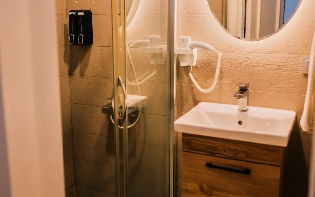 Santa Lucia Hotel