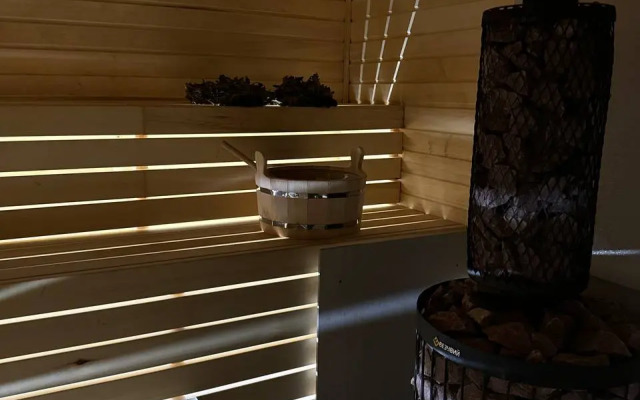 Частный Дом Барнхаус №2 на 10 гостей, с дровяной баней и горячим чаном