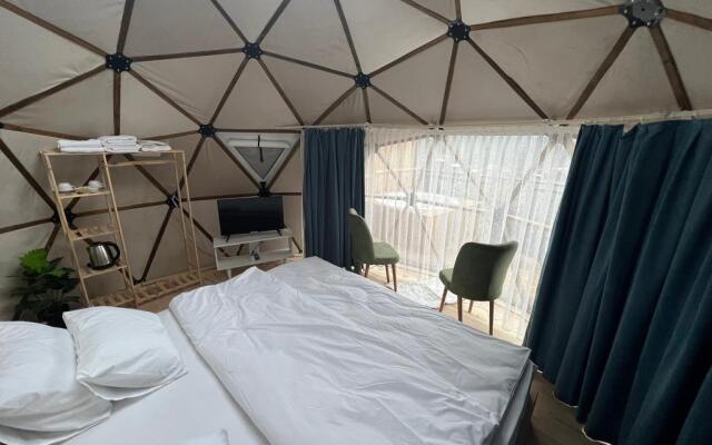 The Hill Glamping Bungalow