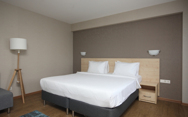 AZIMUT Novosibirsk Hotel
